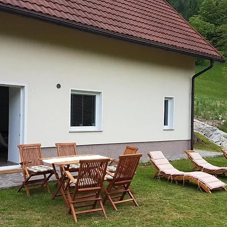 Hisa Jan Hébergement de vacances Gorenja Trebusa